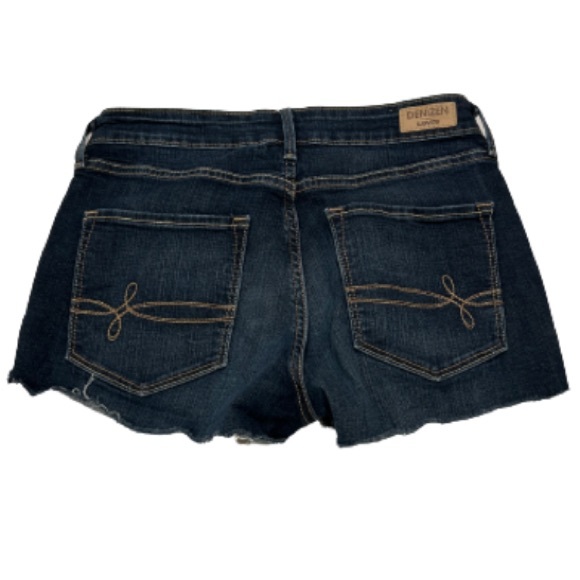 Denizen from Levi’s modern slim, fit denim short, size 27 - Picture 2 of 3